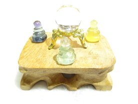 パワーストーン・京都/【2025年(令和7年)】【巳年&#128013;】【大強運祈願！！】【成功・繁栄・金運上昇・縁起物セット】【本水晶玉(金色台座付き)】【フローライト蛇神(手彫り彫刻)】木製台付置物【伏見の京屋】