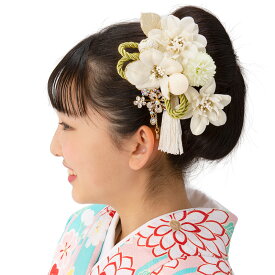 成人式 卒業式 袴 髪飾り 3点セット ラメ花にダイヤ タッセル付 白 七五三 結婚式 ブライダル 和装 コーム・Uピン ヘアアクセサリー かみかざり