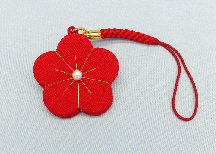 楽天市場】ちりめん細工 根付け 梅の花 1個 ＜カラー：2色＞[ちりめん