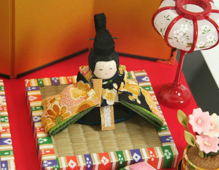 楽天市場】雛飾り ちりめん 桃の節句 ひな人形 飾り台他装飾品一式付き 