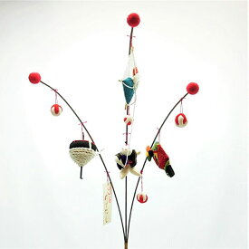 置物 ちりめん コンパクト 小さい 手作り / しだれ飾り 迎春めでたし / 人形 飾り 置物 インテリア 人気 可愛い