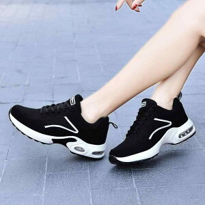 ダンス シューズ フラット ブラック レディース スポーツ ソフト ソール スクエア エアロビクス メッシュ ファッション ゴースト ステップ ダンス ドラッグ