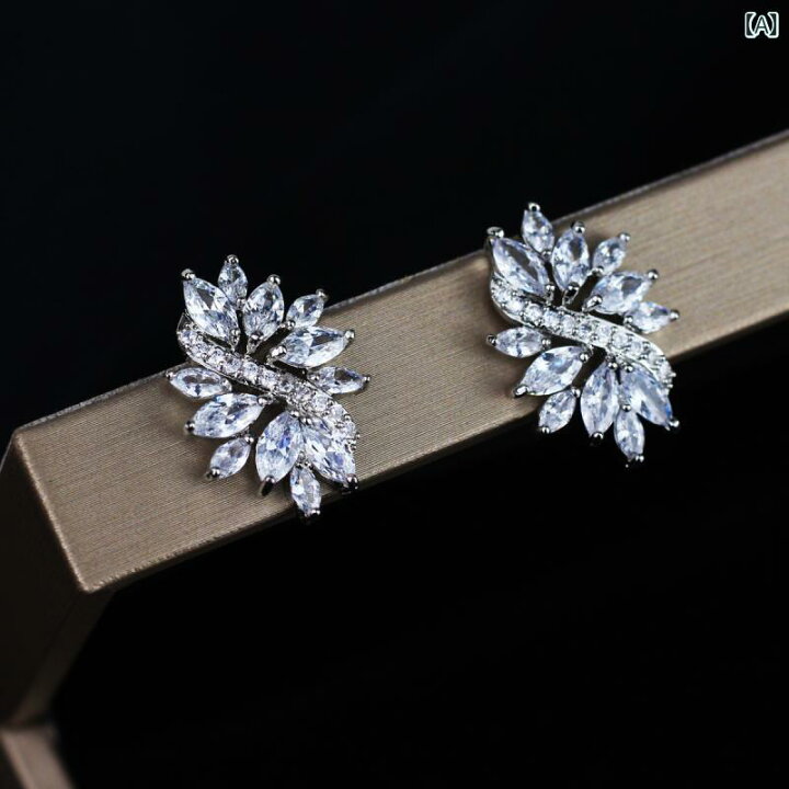 楽天市場】クリスタルピアス イヤリング アクセサリー 韓国 煌びやか 