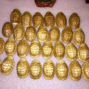 甲羅 置物 フィギュア インテリア プレゼント 雑貨 木彫り 亀 金運 縁起物 風水 木製 デコレーション ディスプレイ ユニーク 富貴 長寿 工芸品