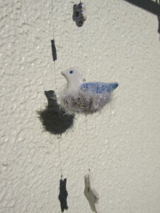 『ミニオーナメント バードネスト スター』窓辺に吊るしたり壁にかけて楽しむ小さなオーナメント