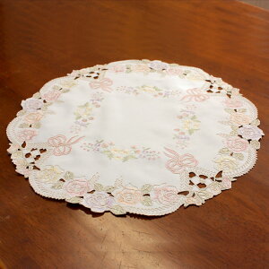 ドイリー(花瓶敷き) 約45cmR リボンとローズ刺繍&カットワーク ドイリー【220801】