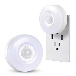 人感 センサーライト コンセント 明るさ調節機能 フットライト 室内 ルームライト夜間常時点灯ライト 電球色 省エネ 眩しくない光 安心な素材