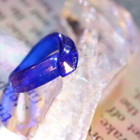 『手元供養 ガラスのメモリアルジュエリー 『星雲のリボン』』 ガラスアクセサリー リング・指輪 デザインタイプ