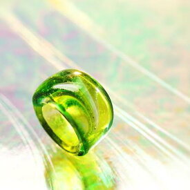 『緑の風』 ガラスアクセサリー リング・指輪 デザインタイプ