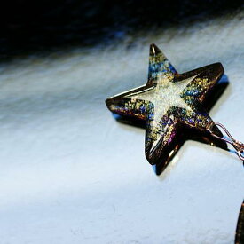 『煌くBLACK STAR』 ガラスアクセサリー ネックレス・ペンダント 四角・多角・星タイプ