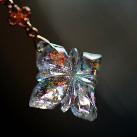『麗しき光の花』 ガラスアクセサリー ネックレス・ペンダント ダイカット(平面造形)タイプ