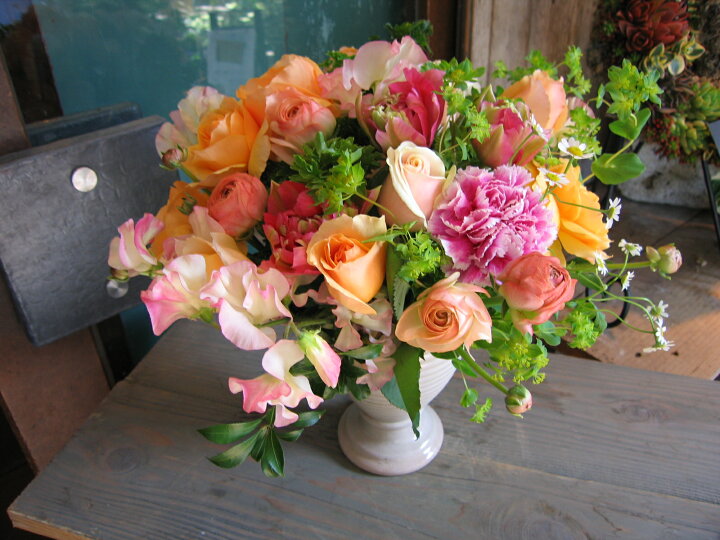 楽天市場 オレンジ ソルベ 花 アレンジメント 花束 ローズ ばら 薔薇 記念日 結婚祝い 贈り物 お祝い即日発送 フラワー ギフト プレゼント 誕生日 出産祝い 結婚記念日 開店祝い 開店祝い 花 おしゃれ バラ お供え お悔やみ オレンジ クール便配送 フラワーギフト