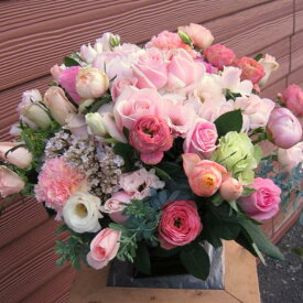 花 アレンジメント 花束 ローズ ばら 薔薇 記念日 結婚祝い 贈り物 開業祝 お祝い 楽屋花 即日発送 フラワー ギフト プレゼント 誕生日 出産祝い 結婚記念日 開店祝い スタンド花 バラ 大きなアレンジメント お供え お悔やみ ピンク 退職 還暦 古希 喜寿 米寿 白寿 百寿