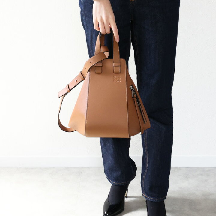 楽天市場】LOEWE ロエベ HAMMOCK SMALL SHOULDER BAG ハンモック 
