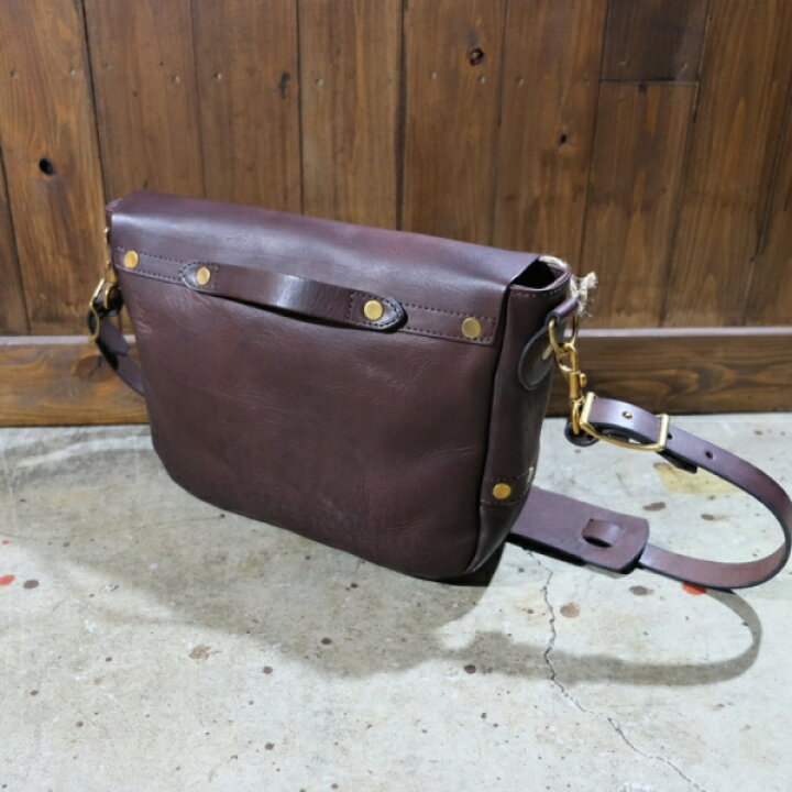 楽天市場】VASCO ヴァスコ【VS-247L】【LEATHER POSTMAN SHOULDER BAG 