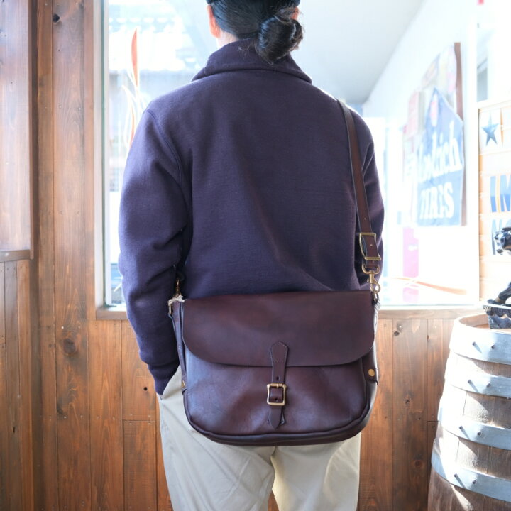 楽天市場】VASCO ヴァスコ【VS-247L】【LEATHER POSTMAN SHOULDER BAG 