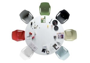 COLLECTION LIVINGiRNVrOjCerantolay`FgЁzCOLOSyRXzX^bLO`FA VESPA2 CHAIR@xXp2`FA@yFFIĂzyizMade in Italy