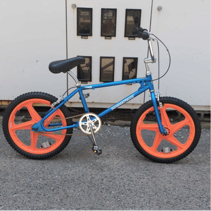 PLUG 水色 BMX自転車 PLUG 水色 BMX自転車