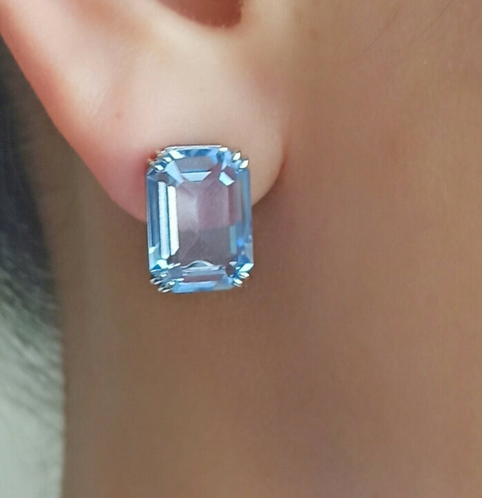 楽天市場】SWAROVSKI ピアス 5614935 スワロフスキーMillenia スタッド 