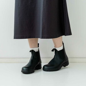 BLUNDSTONE@}CNt@Co[TChSAu[c