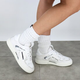 VALENTINO Garavani ヴァレンティノ ガラヴァーニ 1W2S0V66 KIG 0N8 ロゴレザースニーカー ホワイト 白 レディース 靴 BIANCO バレンチノ バレンティノ ヴァレンチノ ロゴメタル シルバー