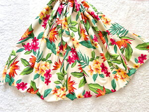 【送料無料】フラダンス◆パウスカート◆クリーム地ハイビスカス(コットンポプリン100%)