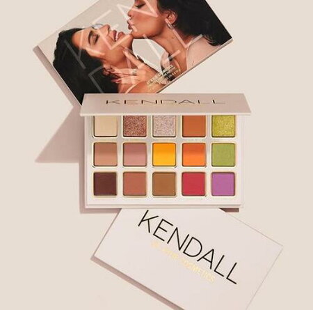 限定 Kylie X Kendall カイリー ケンダル コラボ アイシャドウパレット Laurette ローレット