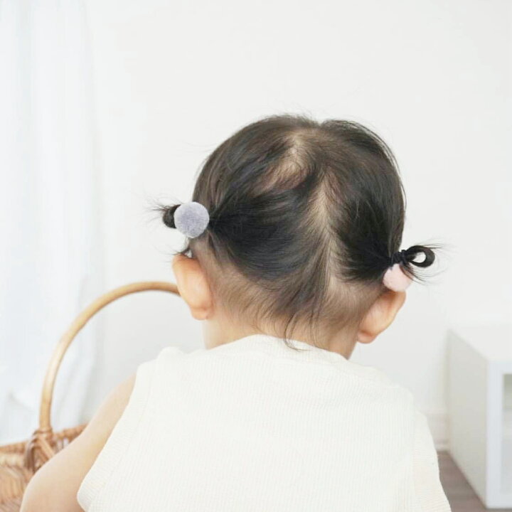 楽天市場 再入荷 大人気 ゴム小さめ 赤ちゃんに使いやすいサイズカラフルなポンポンがキュートな 赤ちゃん ヘアゴム です ボンボンゴム ポンポンゴム 赤ちゃんヘアゴム 子供ゴム 赤ちゃん前髪 ポンポンヘアゴム ポンポンゴム 子供ヘアアクセサリー 子供 可愛い