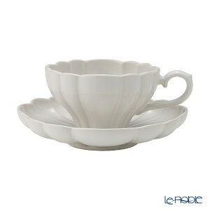 マルミツポテリ スタジオエム ルブケ カップ&ソーサー 190ml ホワイト /// studio m おしゃれ かわいい カフェ 食器 白 コーヒーカップ ティーカップ 可愛い 紅茶カップ 花型 和食器 ブランド 日