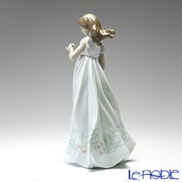 楽天市場】【ポイント10倍】リヤドロ 素敵な宝物 06921 リアドロ LLADRO 記念品 乙女・女性 置物 オブジェ 人形 フィギュリン インテリア : ブランド洋食器の店ル・ノーブル 楽天市場】【ポイント10倍】リヤドロ 素敵な宝物 06921 リアドロ LLADRO 記念品 乙女・女性 置物 オブジェ 人形 フィギュリン インテリア : ブランド洋食器の店ル・ノーブル