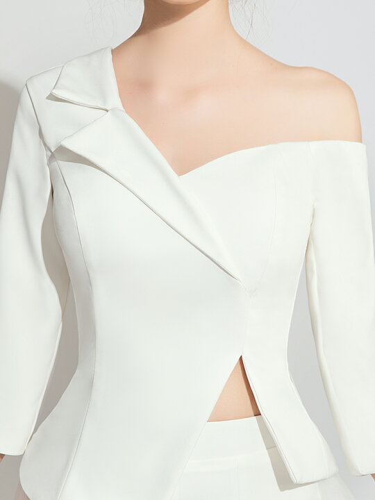 ウエディングドレス 袖あり かっこいい カラードレス トレーン ドレス パンツドレス モード系 二次会 個性的 大きいサイズ 白 結婚式 花嫁 赤 黒 70 Off カラードレス