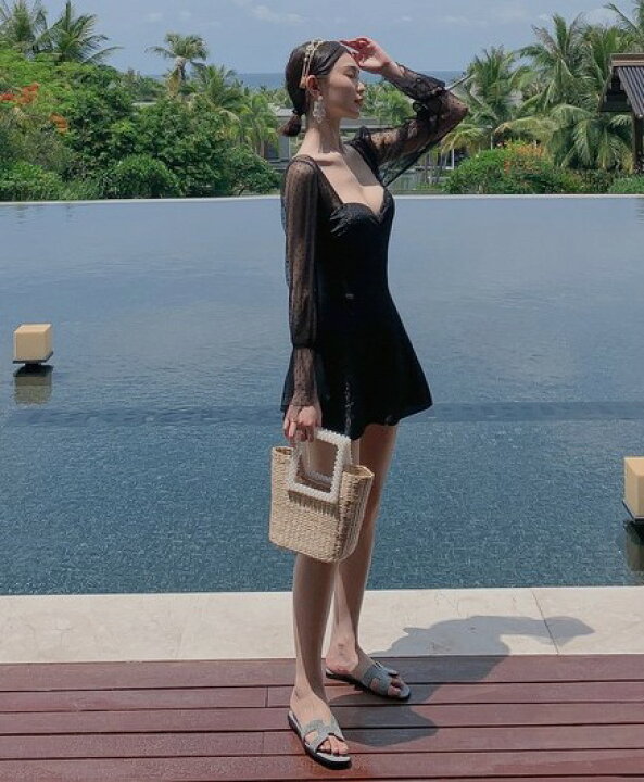 楽天市場 水着 ワンピース レディース 体型カバー ワンピース水着 袖あり 袖付き シースルー袖 レースアップ フリル 大きいサイズ 黒 露出控えめ おしゃれ セクシー 背中開き ドット柄 大人可愛い ビーチ リゾート 韓国 代 30代 40代 leap 楽天市場 水着 ワンピース レディース 体型カバー ワンピース水着 袖あり 袖付き シースルー袖 レースアップ フリル 大きいサイズ 黒 露出控えめ おしゃれ セクシー 背中開き ドット柄 大人可愛い ビーチ リゾート 韓国 代 30代 40代 leap