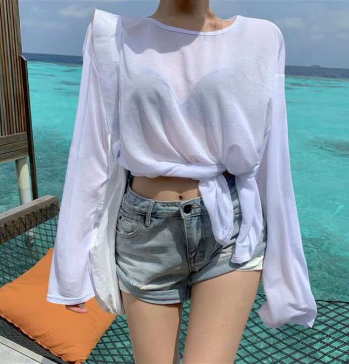 楽天市場 ラッシュガード Tシャツ レディース シースルー トップス 長袖 ビーチウェア カバーアップ オーバーサイズ ビッグシルエット ゆったり 体型カバー 露出控えめ 日焼け防止 ビーチ 白 夏 水着 ラッシュtシャツ 透け感 肌見せ スリット シンプル リゾート 代 30