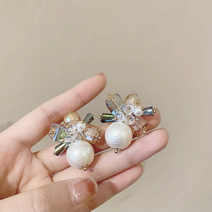 楽天市場】大ぶり ピアス ビジュー フラワー ビジューピアス 925  