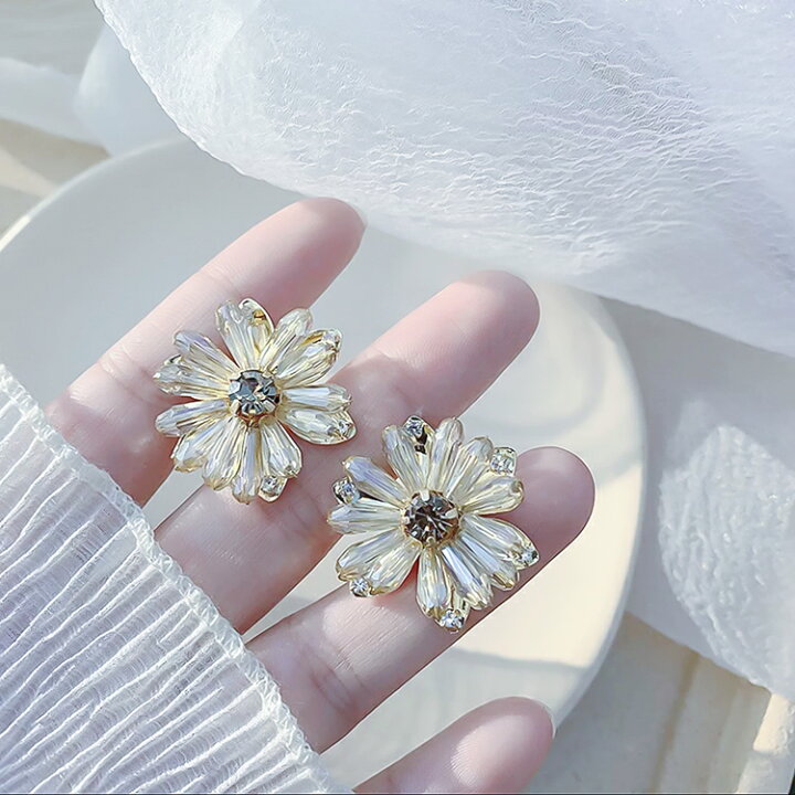 楽天市場】花 ピアス 花ピアス シルバーポスト ビジューピアス  
