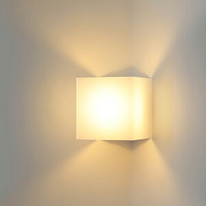 ホタルクス コーナー用LEDブラケットライト 壁照明 乳白カバー 上下開放 LIFELED'S 電球色2700K 380lm 4.2W LED電球 E17