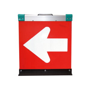 アルミ製折りたたみ矢印板(方向指示板)H500×W450(高輝度プリズム)赤地/白矢印