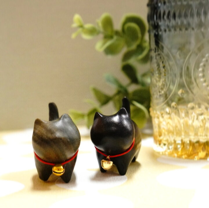楽天市場】【 ネコ 置物 】 三毛猫 手作り 木彫り サンダルウッド 