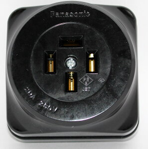�p�i�\�j�b�N(Panasonic) �I�o�R���Z���g �ڒn3P �u���b�N WK1420