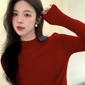 春 コーデ レディース ファッション オシャレ カワイイ シンプル きれいめ ナチュラル 上品カジュアル 婦人服 クラシック 赤 ハーフ ハイネック 長袖 ニット トップス 干支 スリムフィット シャツ