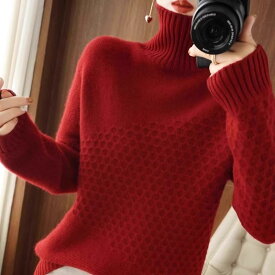 春 コーデ レディース ファッション オシャレ カワイイ シンプル きれいめ ナチュラル 上品カジュアル 婦人服 レッド タートルネック セーター 厚手 ベース 干支 ハイエンド