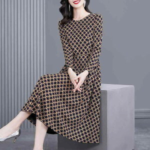 t R[f fB[X t@bV IV JCC Vv ꂢ i` iJWA wl  s[X nCGh 傫TCY