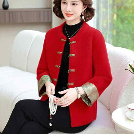 春 コーデ レディース ファッション オシャレ カワイイ シンプル きれいめ ナチュラル 上品カジュアル 婦人服 秋服 ウール コート 赤 干支 トップス