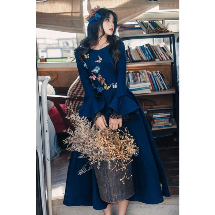 楽天市場】蝶刺繍フレアスリーブ長袖ロングワンピース □ ワンピース  