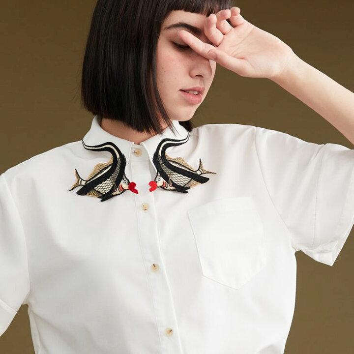 楽天市場 お魚刺繍襟ブラウス ブラウス シャツ セレブ オフィス Blouse Ol トップス 通勤 かわいい 大人 レディース 半袖 無地 刺繍 春 夏 秋 冬 Lideel リデール