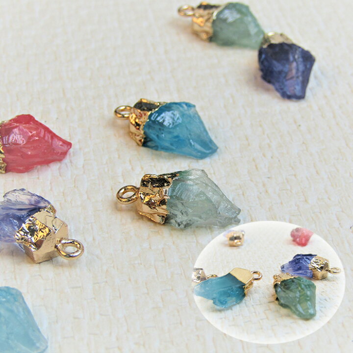楽天市場 鉱石チャーム 宝石 結晶 ピアス ネックレス ハンドメイド レジン 綺麗 イヤリング アクセサリー 宝箱 Diy 可愛い センターパーツ ハンドメイドパーツ 雑貨 Lieben