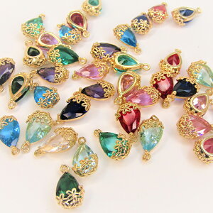 キラキラ雫チャーム 綺麗なしずく 涙型 カラーストーン 6個セット ピアス イヤリング アクセサリー ハンドメイド パーツ フラワー クリスタル ジルコニア ネックレス センターパーツ