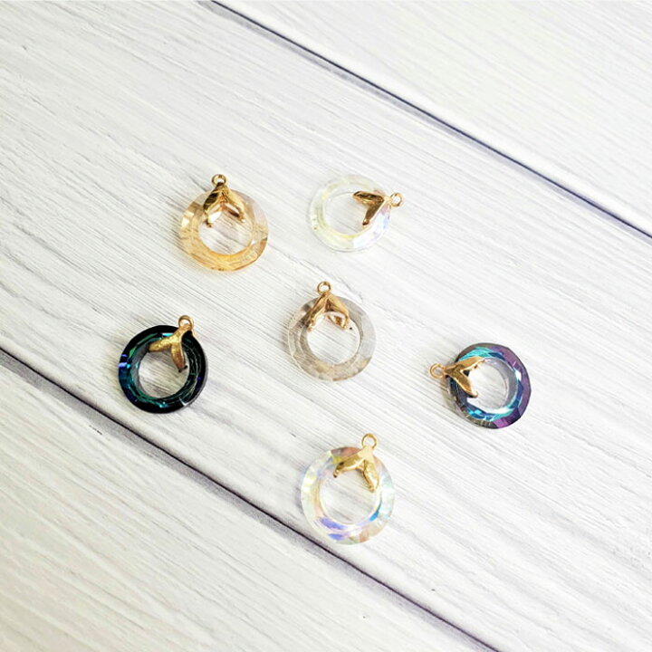 楽天市場 チャーム リング オーロラ クリア キラキラ ピアス ハンドメイド パーツ アクセサリー ゆれる マスクチャーム ネックレス 夏アクセ 作る 透明感 ミラー 大人っぽい 夏 涼し気 透け感 輪 センターパーツ リボン ハンドメイドパーツ 雑貨 Lieben