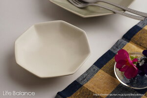 【作山窯】SAKUZAN 八角 プレート(S) 白 U19025