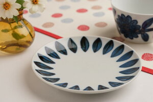 波佐見焼 【西山窯】 デイジー 15cmプレート